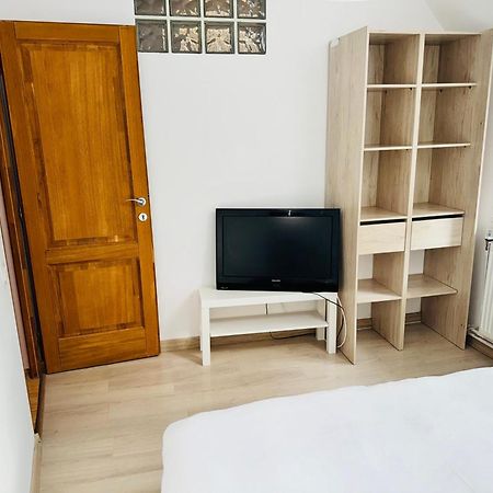 Schei Brasov-Скей Брашов Apartment ภายนอก รูปภาพ