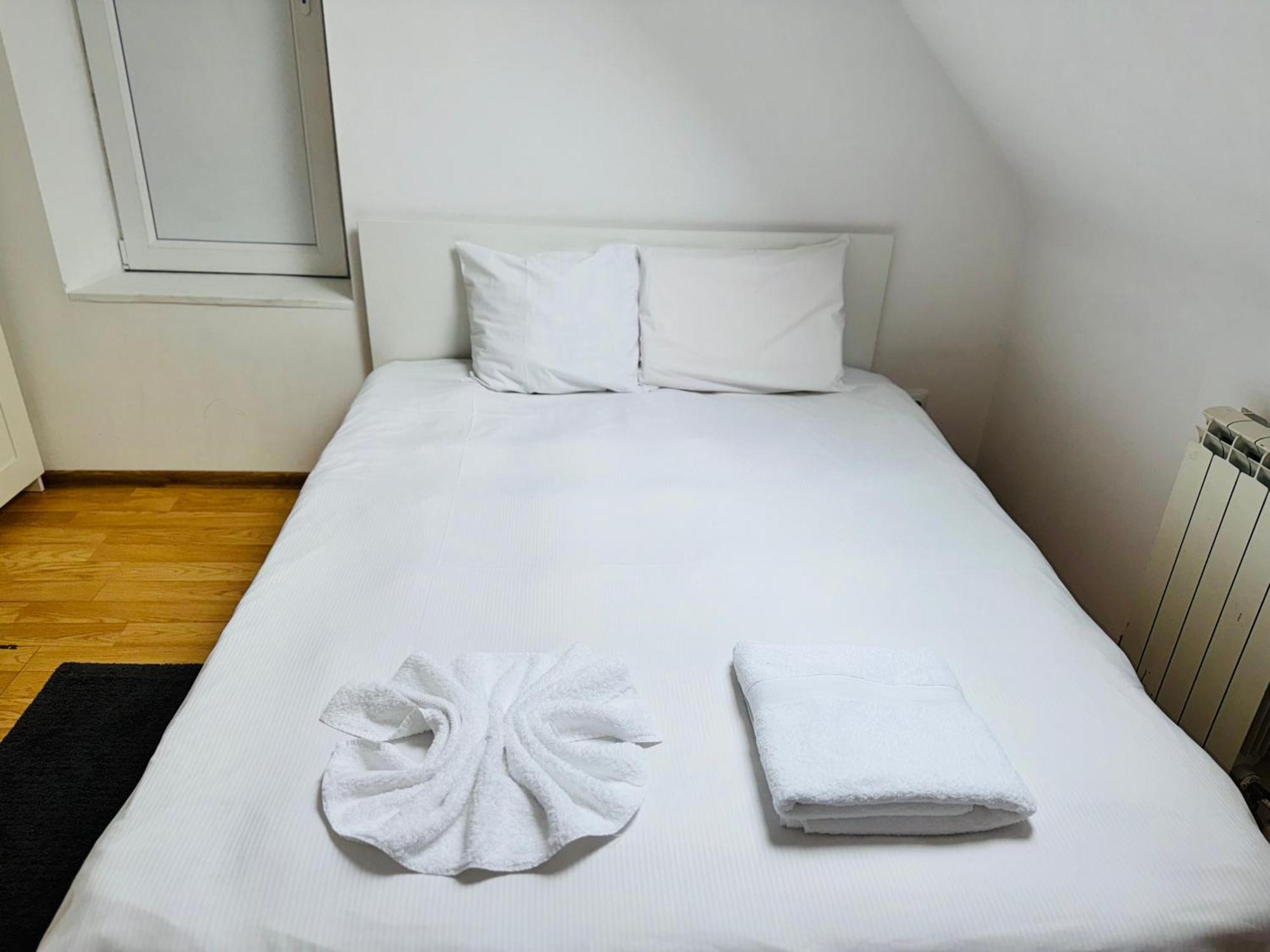 Schei Brasov-Скей Брашов Apartment ภายนอก รูปภาพ