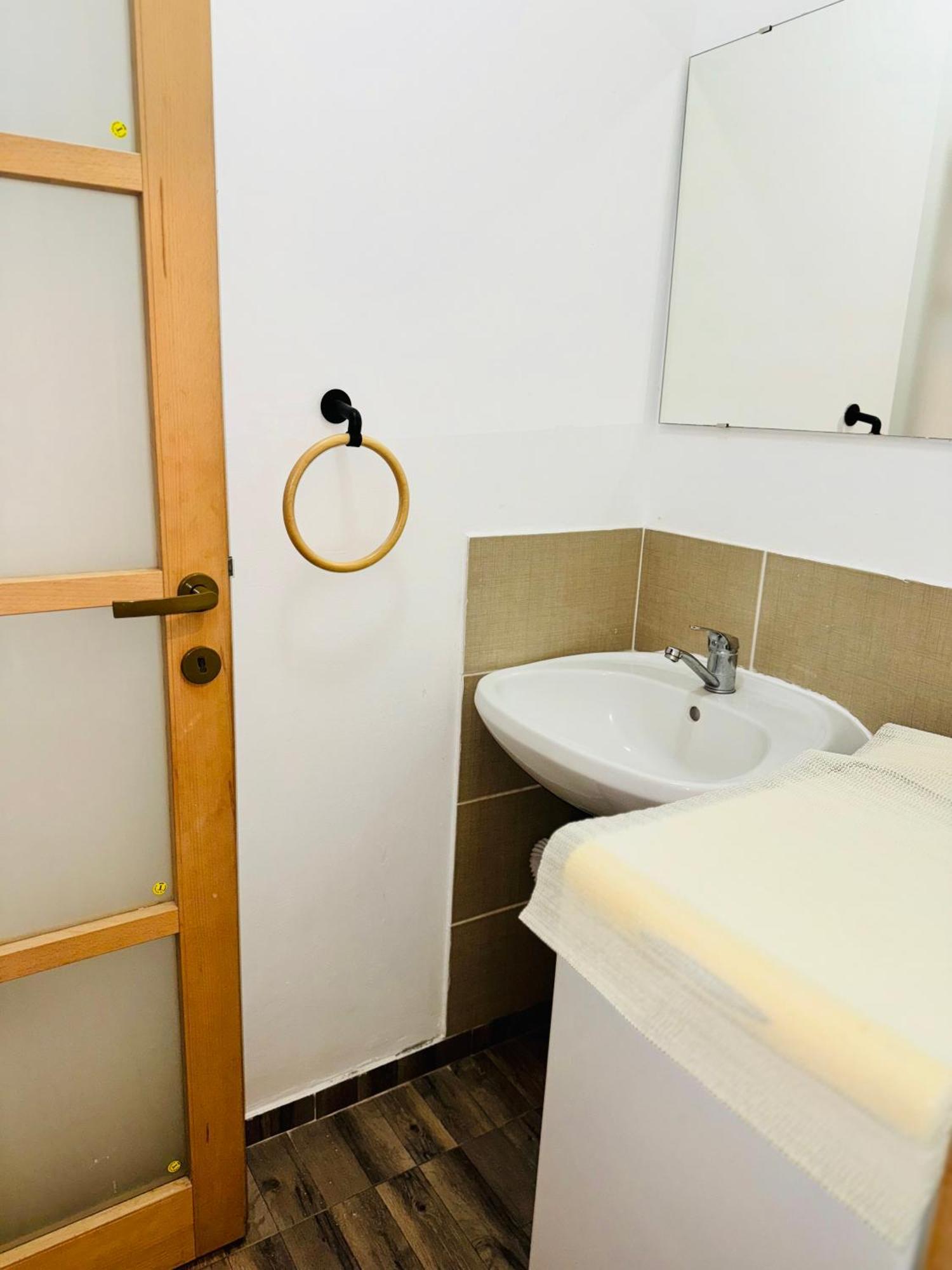 Schei Brasov-Скей Брашов Apartment ภายนอก รูปภาพ